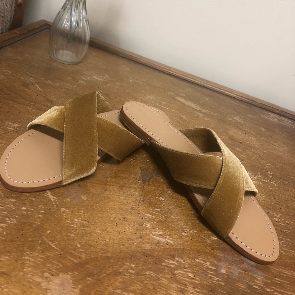 HUGE SALE! NIB mystique slides,seen @Anthropologie